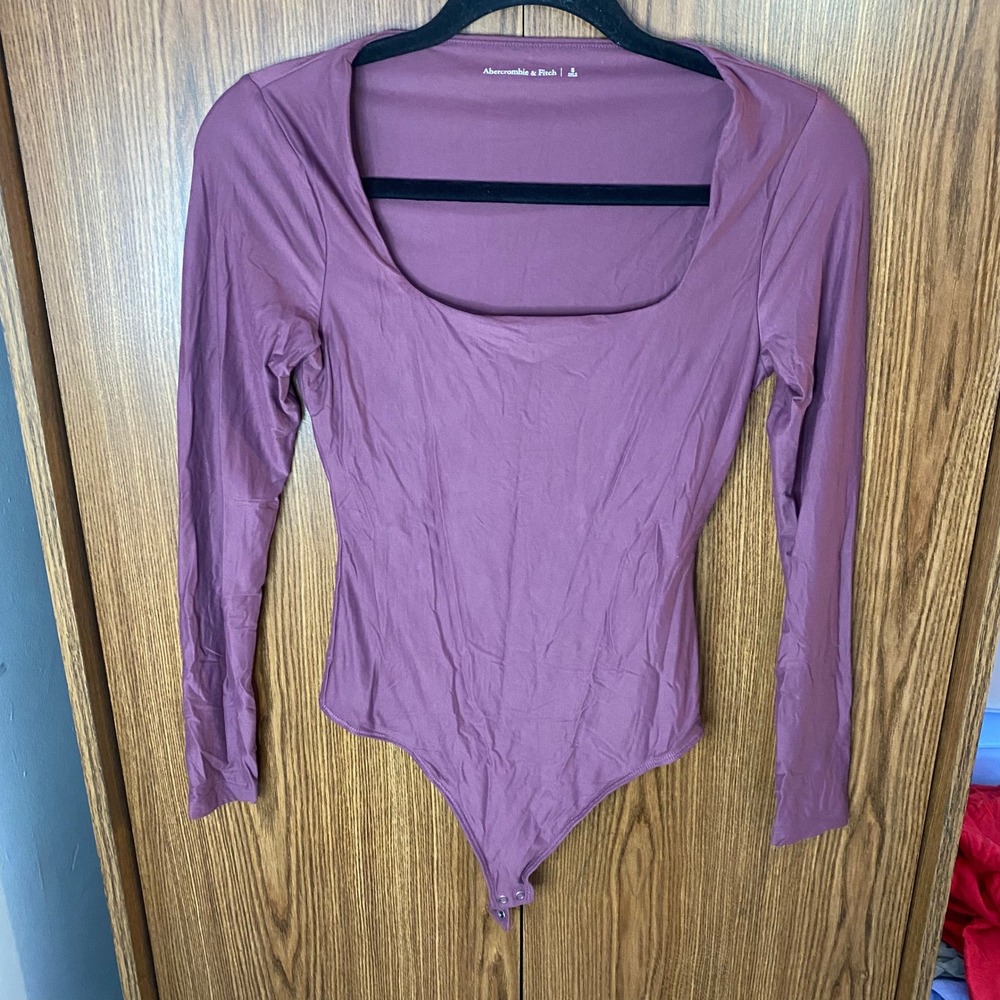 Abercrombie & Fitch‎ Bodysuit Womens Small Purple Square Neck Long Sleeve